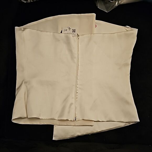 Zara satin asymmetrical Strapless Top NWT - Picture 4 of 7